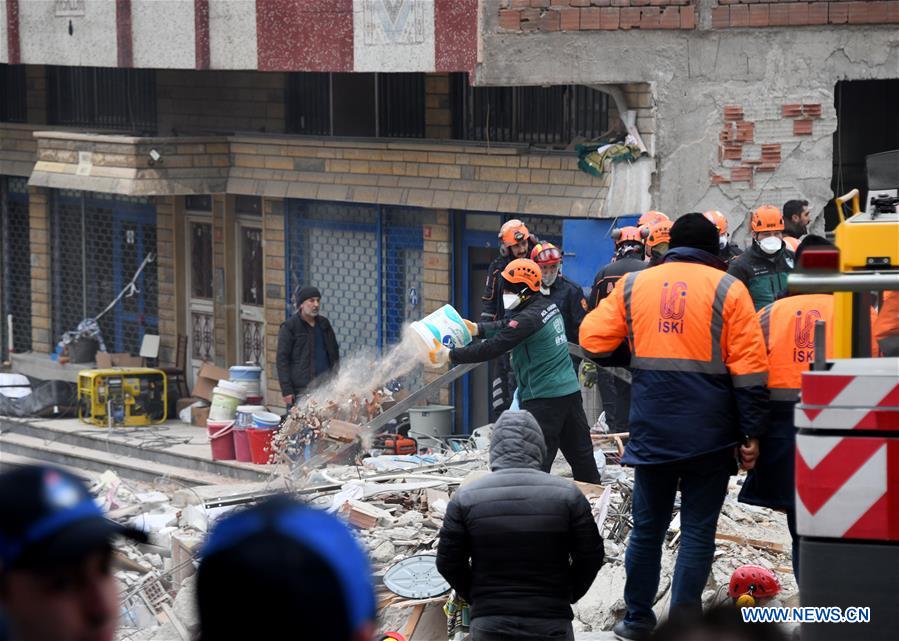 TURKEY-ISTANBUL-BUILDING COLLAPSE