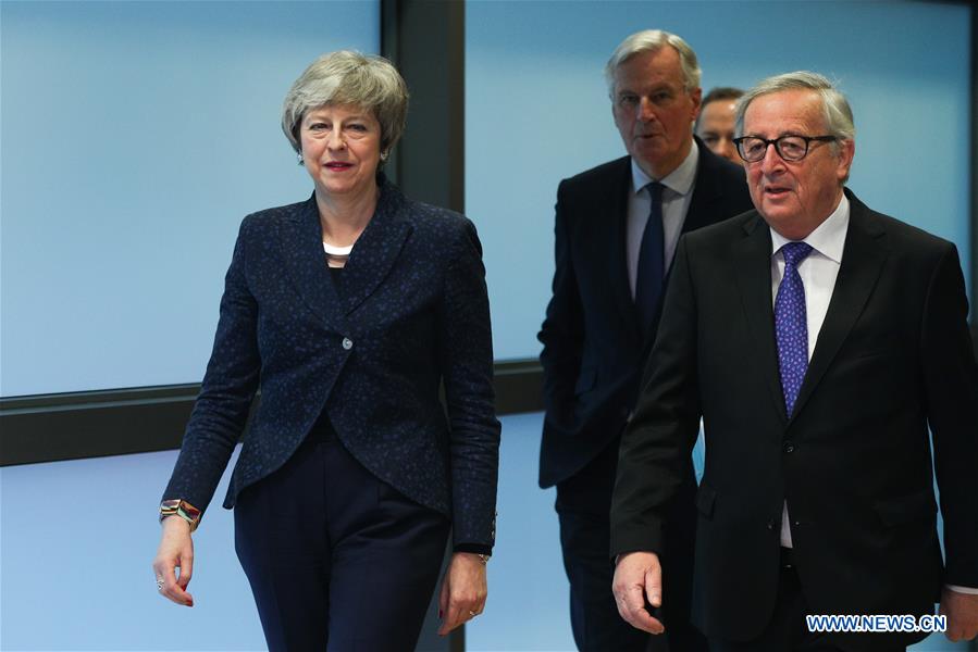 BELGIUM-BRUSSELS-EU-BRITAIN-JUNCKER-THERESA MAY