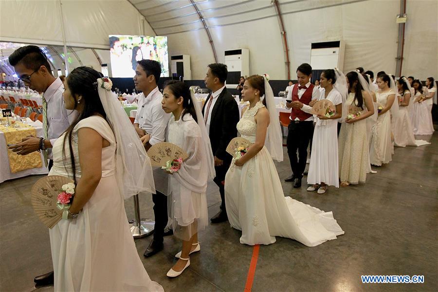 PHILIPPINES-PASAY CITY-MASS WEDDING