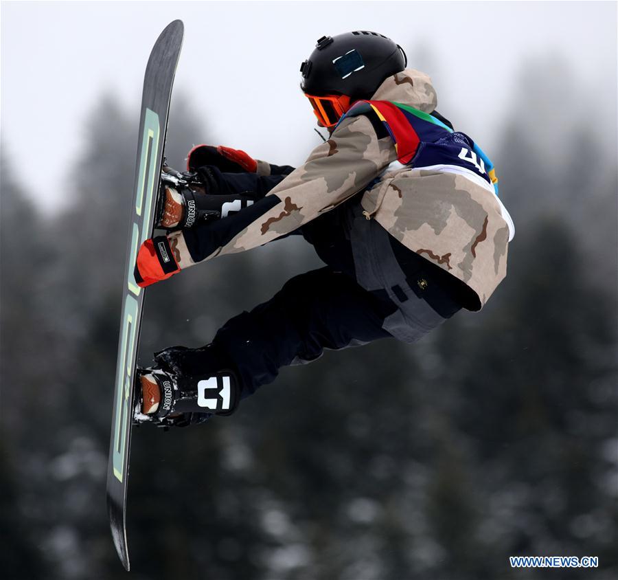 (SP)BOSNIA AND HERZEGOVINA-SARAJEVO-EUROPEAN YOUTH OLYMPIC FESTIVAL-SNOWBOARD BIG AIR FINALS COMPETITION