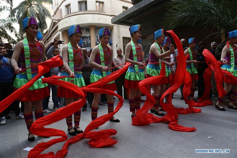 EGYTP-CAIRO-PERFORMANCE-CHINA-DISABLED ART TROUPE