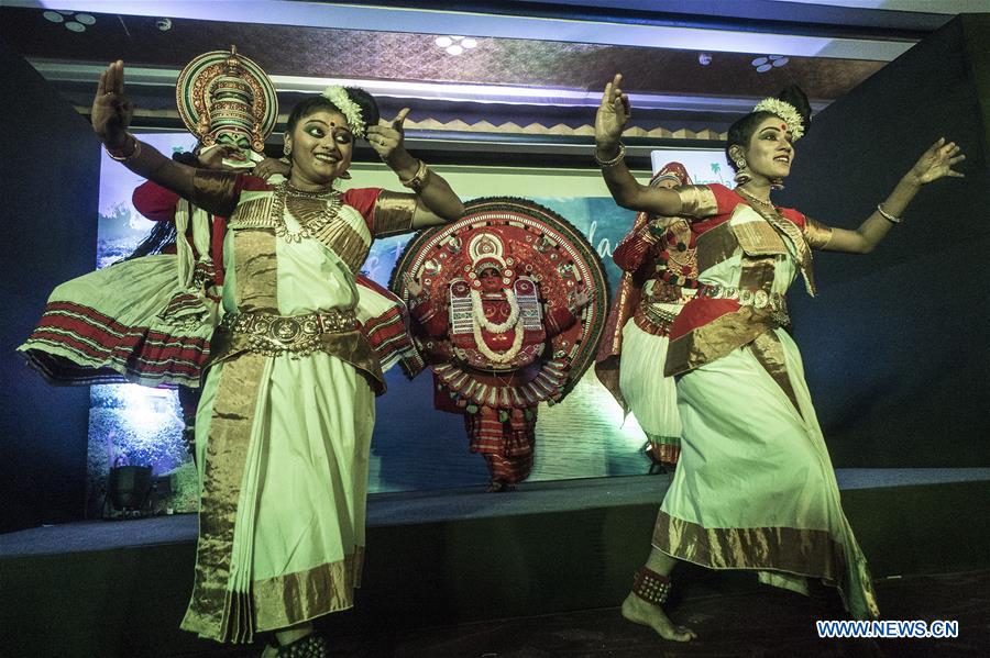 INDIA-KOLKATA-TRADITIONAL DANCE-TOURISM
