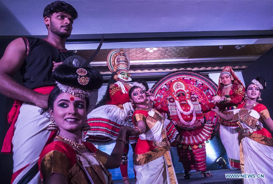 INDIA-KOLKATA-TRADITIONAL DANCE-TOURISM