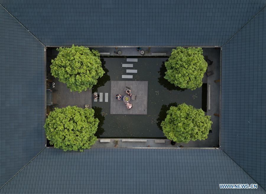 Xinhua Headlines: China braces for "tough tasks" in rural development 