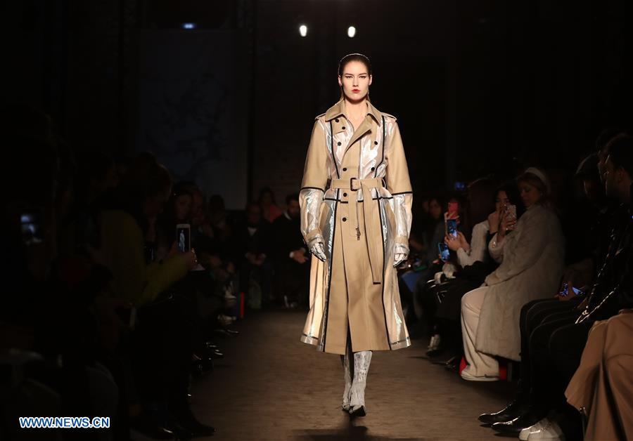 ITALY-MILAN-FASHION WEEK-ATSUSHI NAKASHIMA