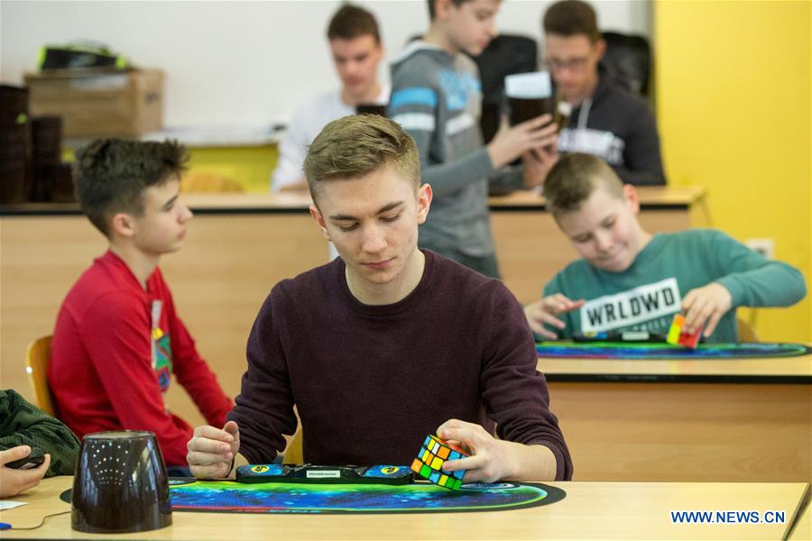 (SP)CROATIA-OSIJEK-RUBIK'S CUBE-COMPETITION