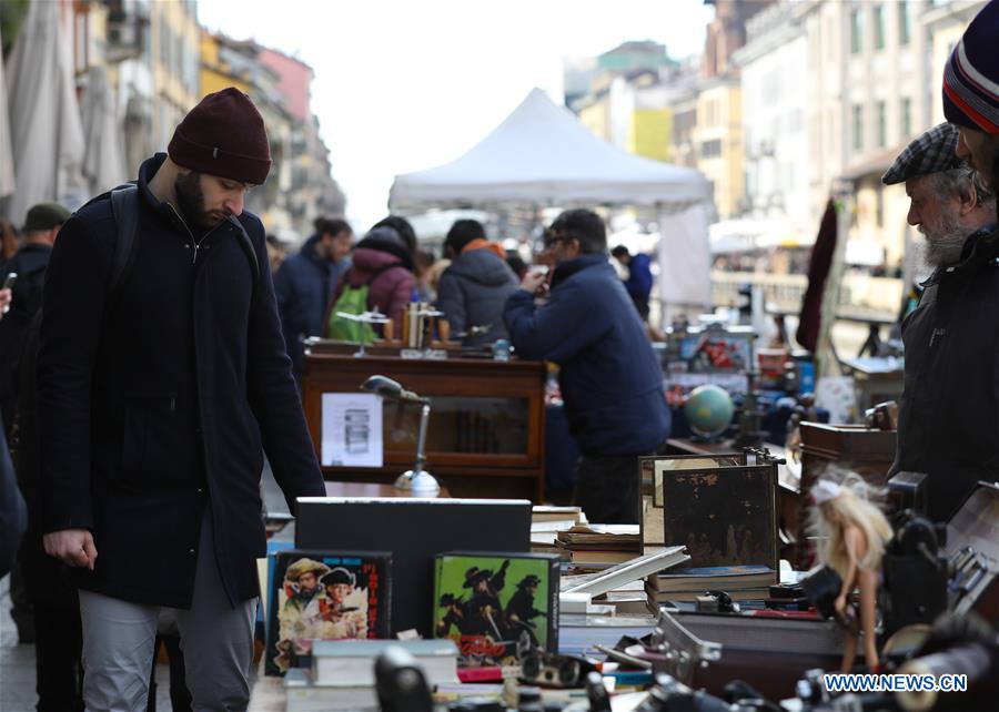 ITALY-MILAN-ANTIQUE MARKET