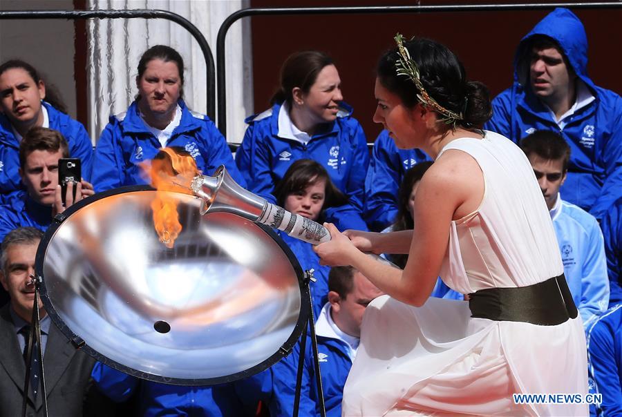 (SP)GREECE-ATHENS-SPECIAL OLYMPICS-LIGHTING FLAME