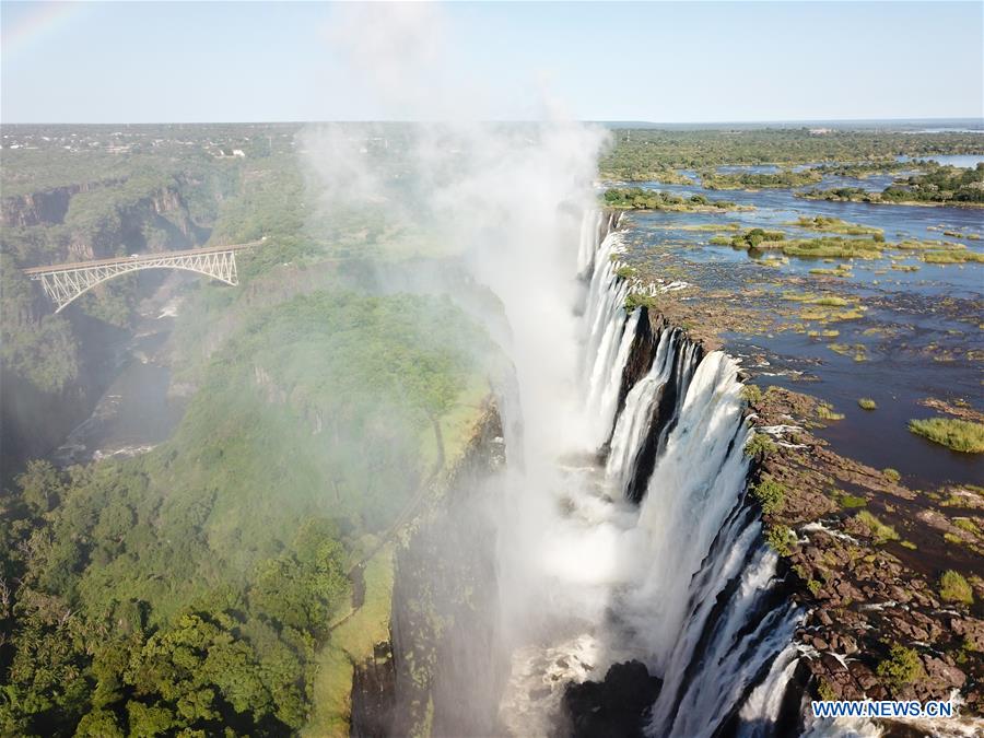 AFRICA-VICTORIA FALLS-TOURISM PEAK SEASON