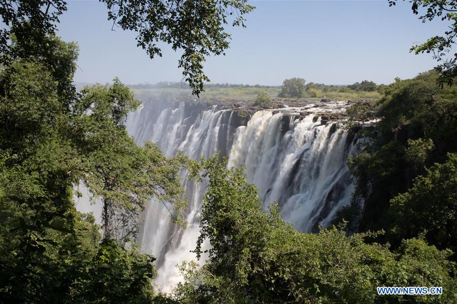 AFRICA-VICTORIA FALLS-TOURISM PEAK SEASON