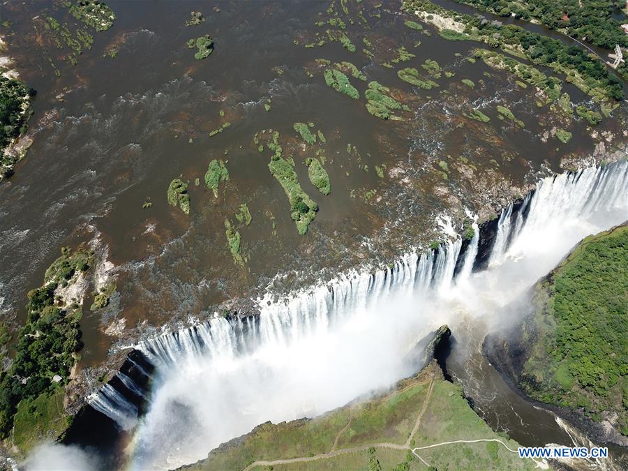 AFRICA-VICTORIA FALLS-TOURISM PEAK SEASON