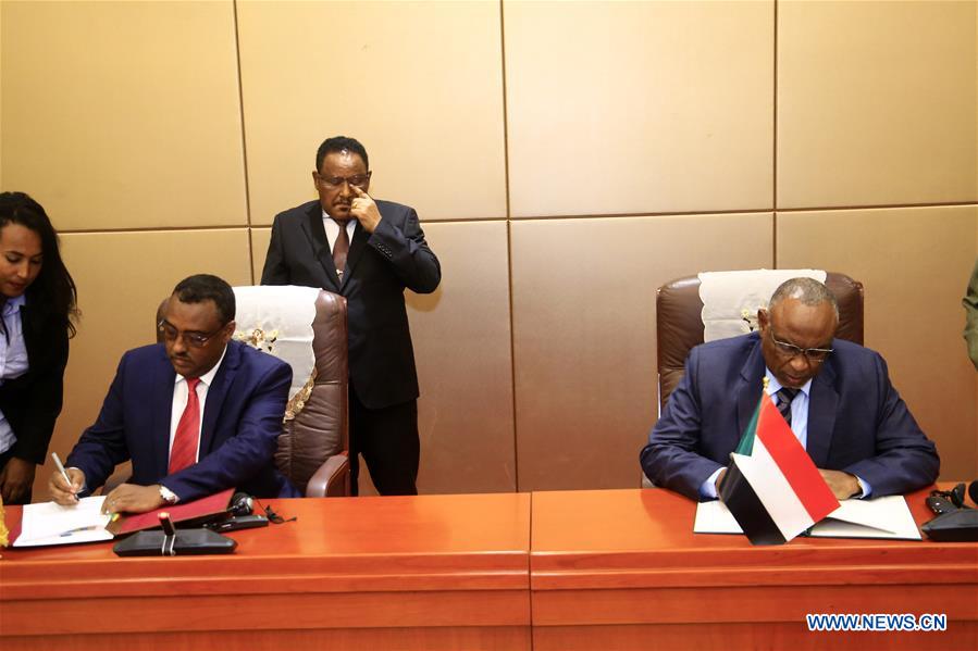 SUDAN-KHARTOUM-ETHIOPIA-MOUS-SIGNING