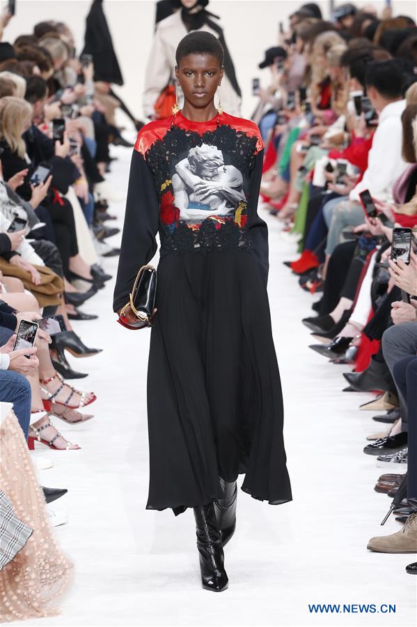 Valentino Fall 2019 Ready-to-Wear Collection
