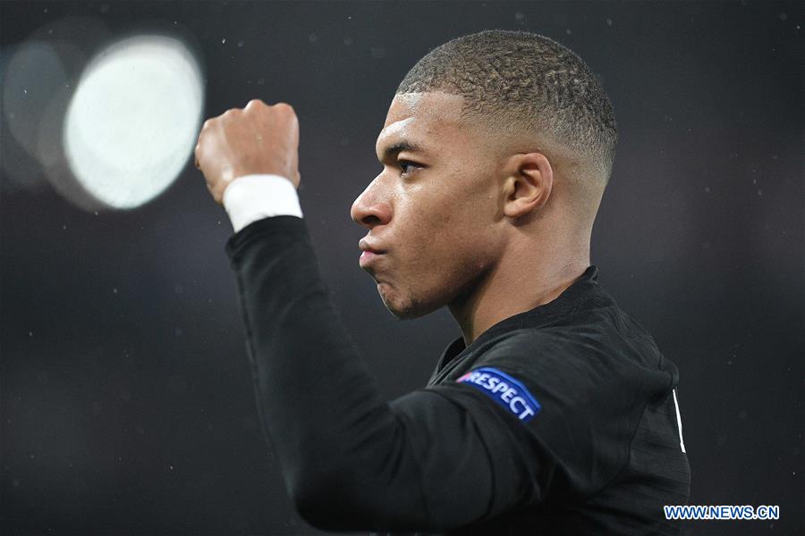 (SP)FRANCE-PARIS-FOOTBALL-UEFA CHAMPIONS LEAGUE-PSG VS MAN. UNITED