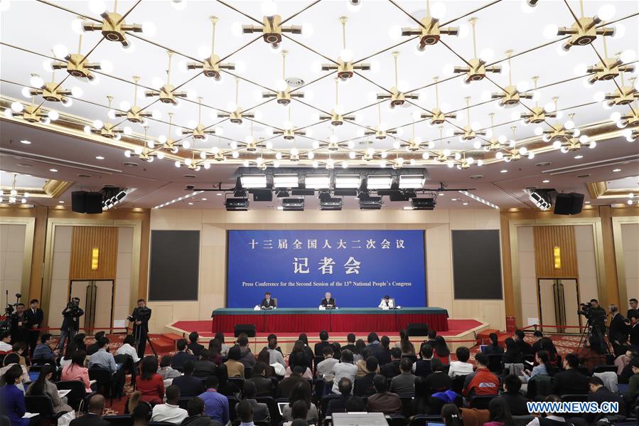 (TWO SESSIONS)CHINA-BEIJING-NPC-PRESS CONFERENCE-POVERTY ALLEVIATION (CN)