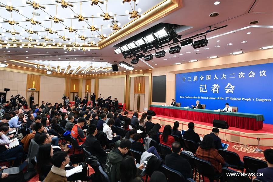 (TWO SESSIONS)CHINA-BEIJING-NPC-PRESS CONFERENCE-POVERTY ALLEVIATION (CN)