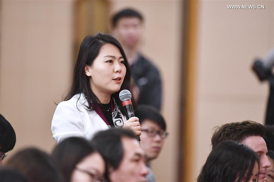 (TWO SESSIONS)CHINA-BEIJING-NPC-PRESS CONFERENCE-POVERTY ALLEVIATION (CN)