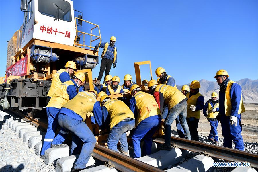 CHINA-LHASA-NYINGCHI RAILWAY-CONSTRUCTION (CN)