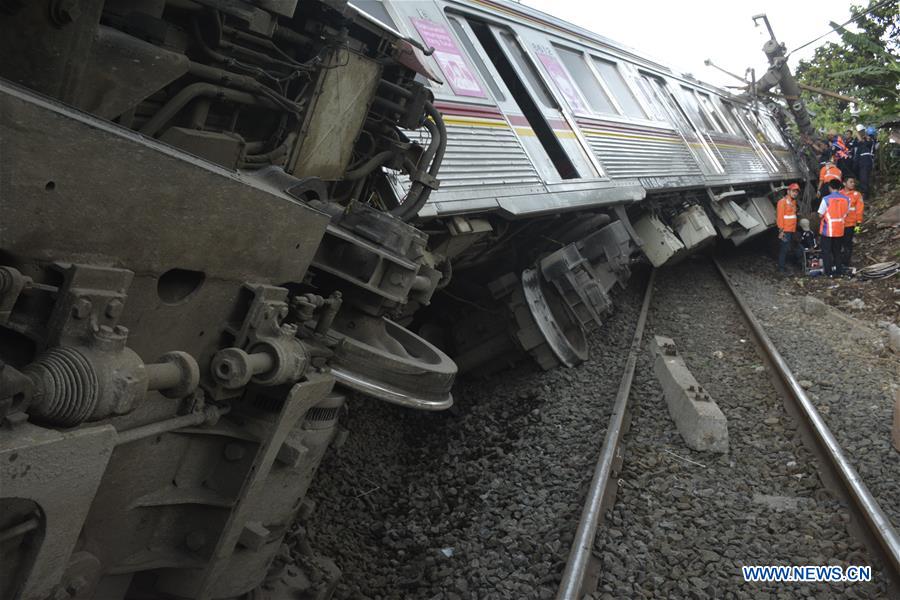 INDONESIA-BOGOR-COMMUTER TRAIN-DERAILMENT
