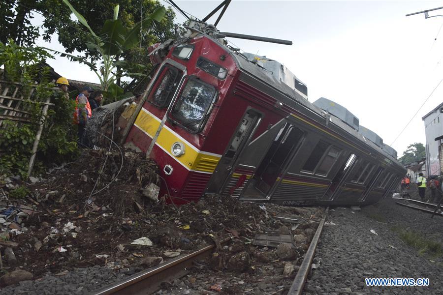 INDONESIA-BOGOR-COMMUTER TRAIN-DERAILMENT