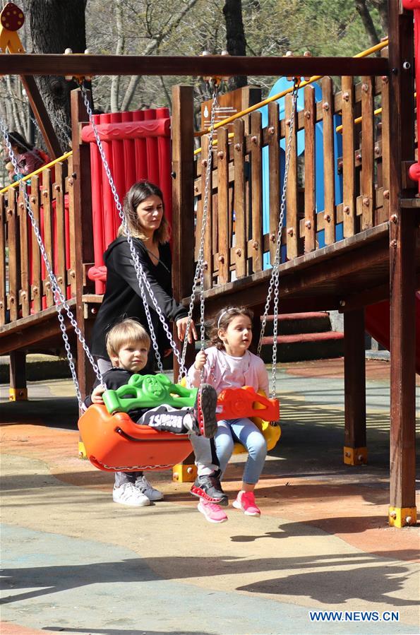 TURKEY-ISTANBUL-WARMTH