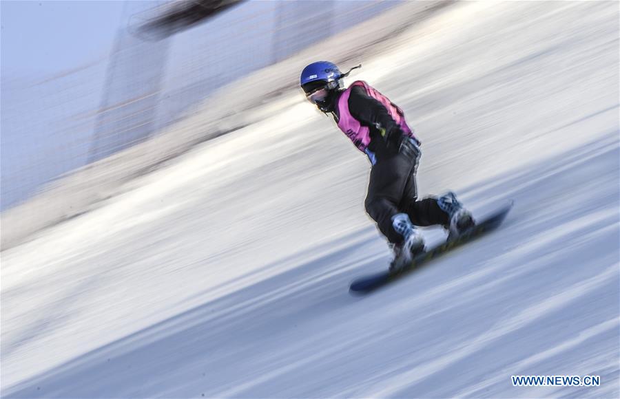 (SP)CHINA-SHENYANG-SNOWBOARD HALFPIPE-YOUNG ATHLETES