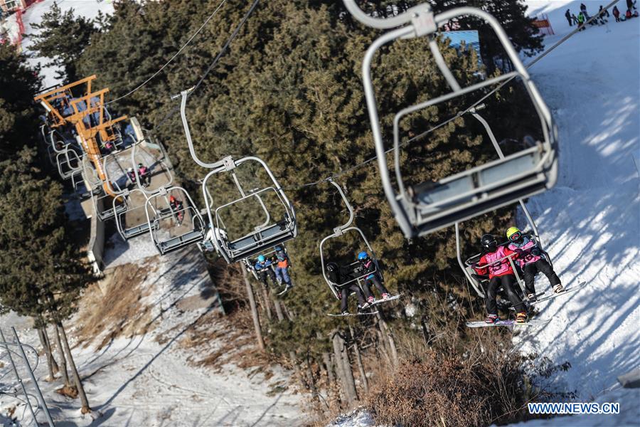 (SP)CHINA-SHENYANG-SNOWBOARD HALFPIPE-YOUNG ATHLETES