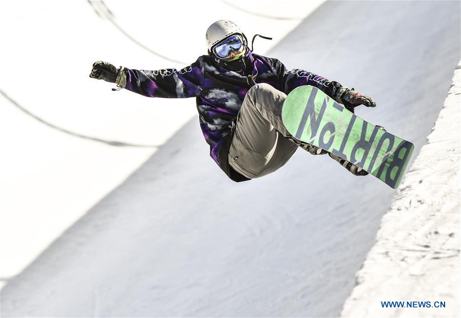 (SP)CHINA-SHENYANG-SNOWBOARD HALFPIPE-YOUNG ATHLETES