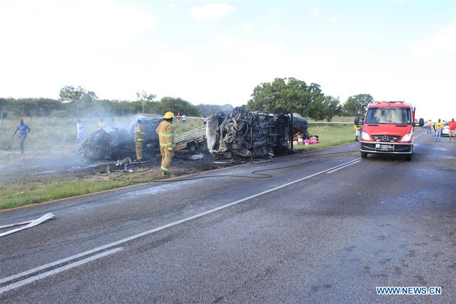 NAMIBIA-OTAVI-MINI-BUSES-COLLISION