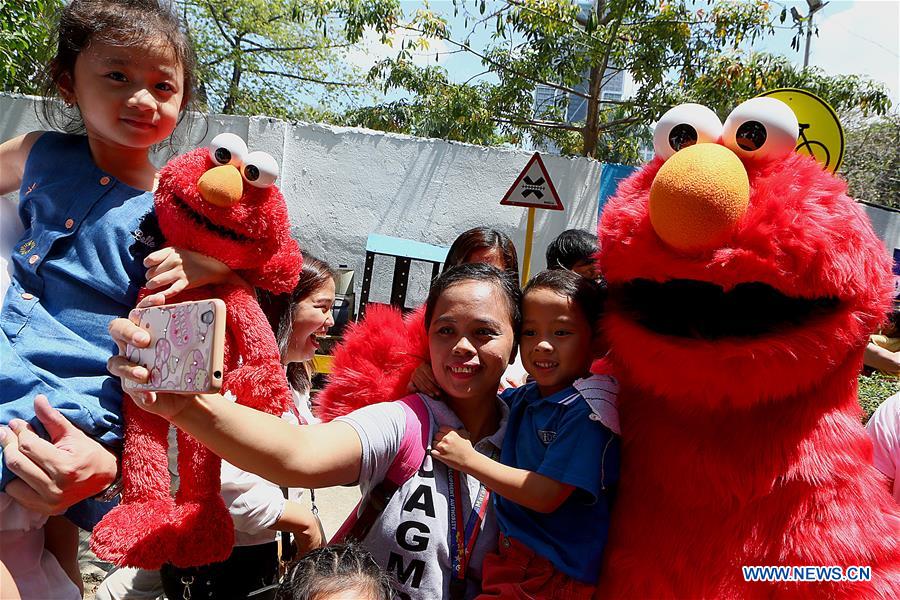 PHILIPPINES-MANILA-CHILDREN-ROAD SAFETY CAMPAIGN