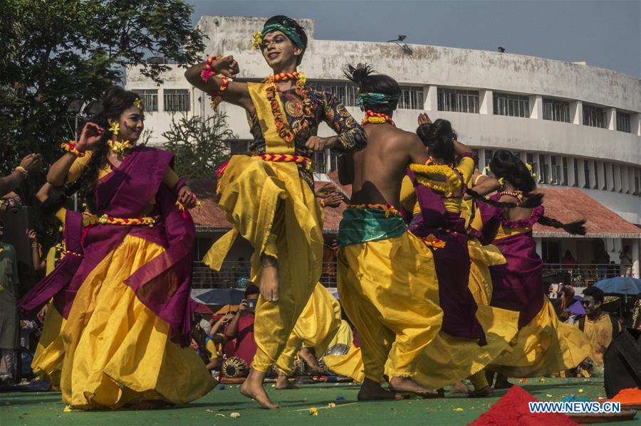 INDIA-KOLKATA-SPRING FESTIVAL