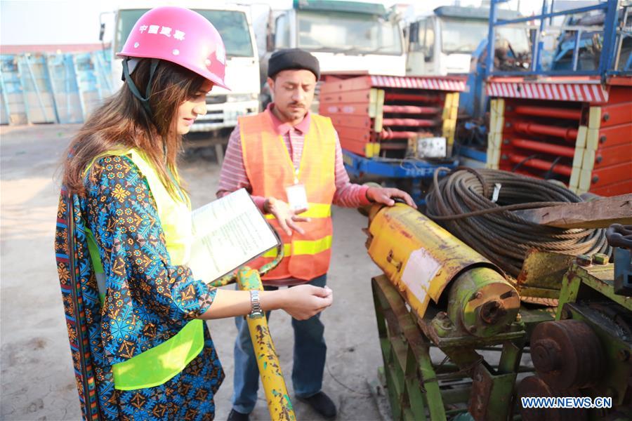 Xinhua Headlines: China-Pakistan Economic Corridor promises better future for Pakistan's women workers 