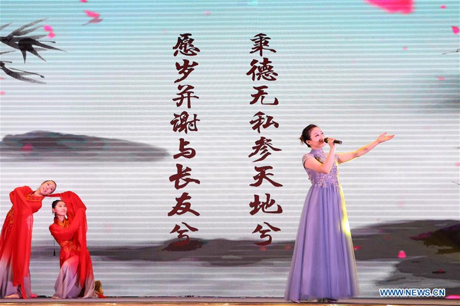 VIETNAM-HANOI-CHINA-YOUTH-CULTURAL EXCHANGE