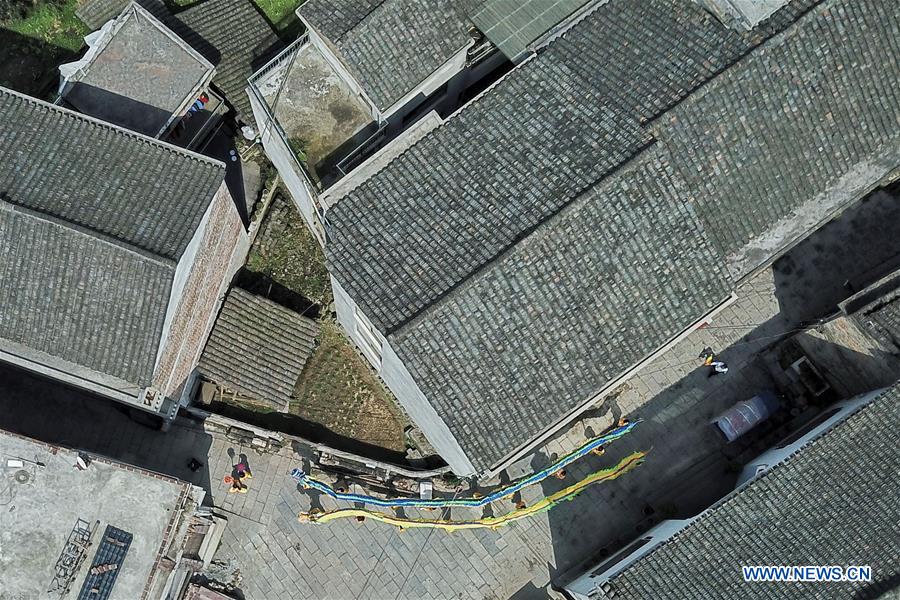 XINHUA PHOTOS OF THE DAY