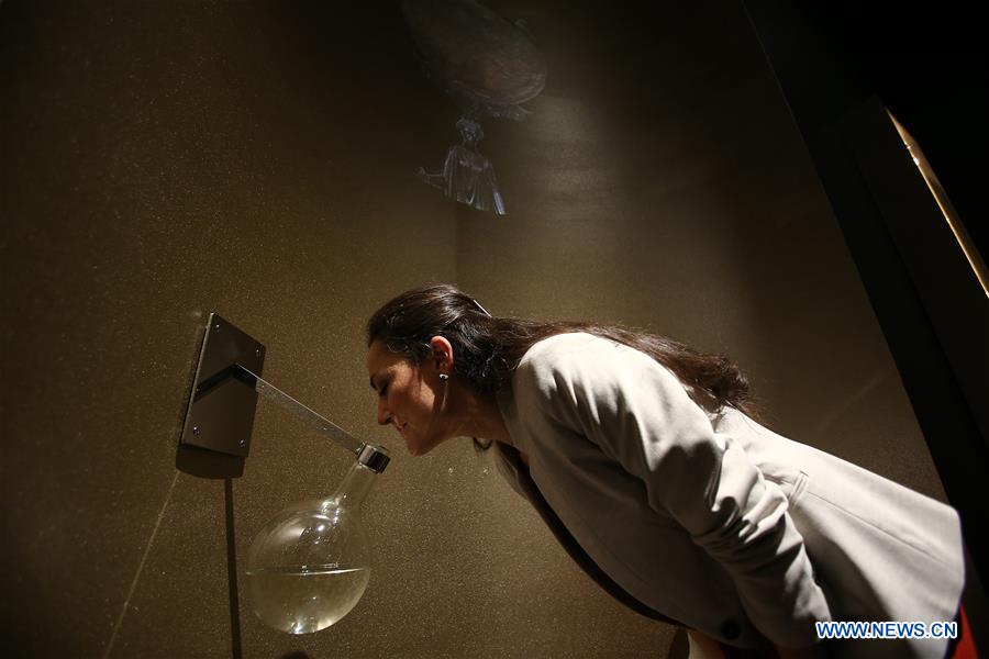 GREECE-ATHENS-APHRODITE-STATUE-MAIDEN DISPLAY