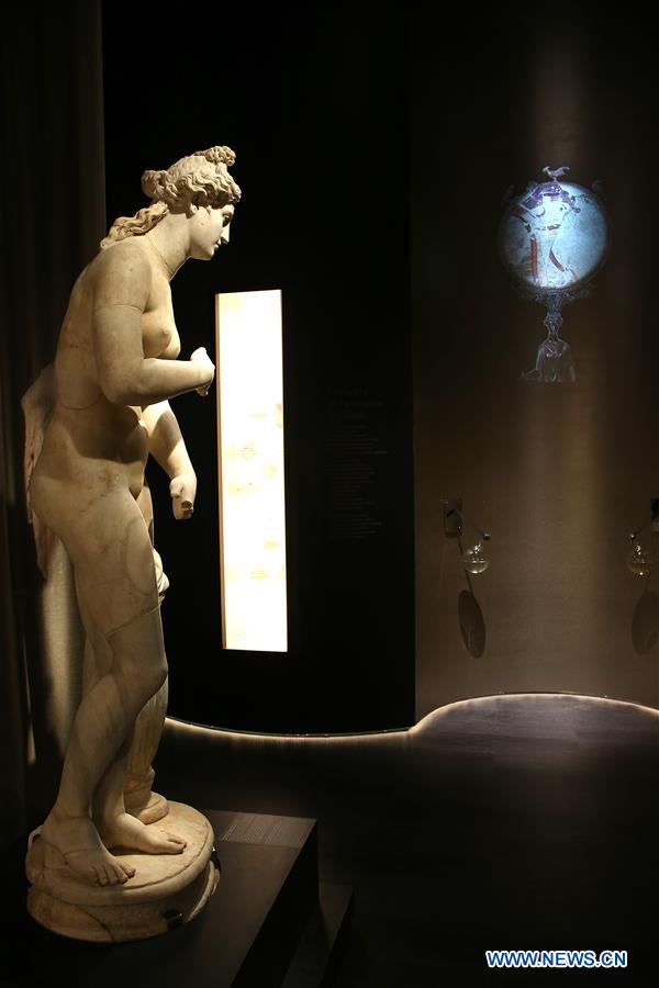 GREECE-ATHENS-APHRODITE-STATUE-MAIDEN DISPLAY