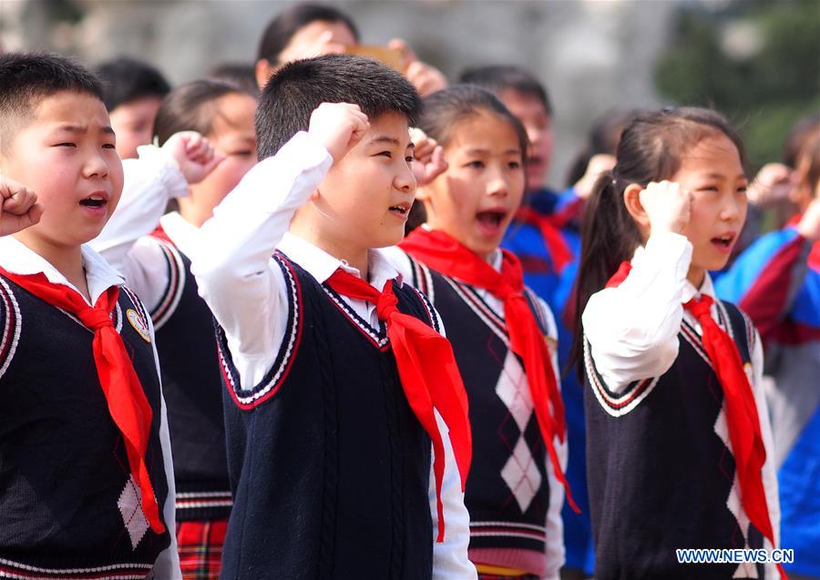 CHINA-SHANGHAI-QINGMING FESTIVAL-MARTYRS (CN)