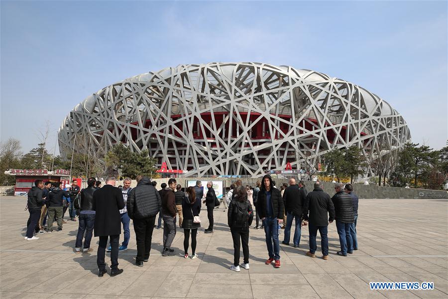 (SP)CHINA-BEIJING-WORLD NEWS AGENCIES-WINTER OLYMPIC-VENUES VISIT (CN)