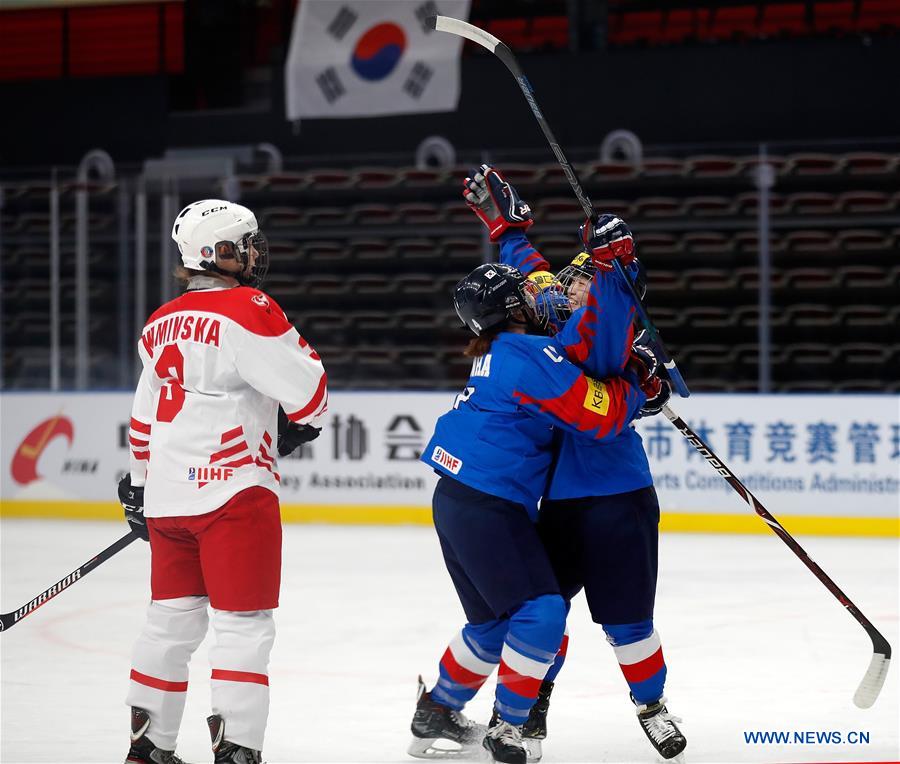 (SP)CHINA-BEIJING-ICE HOCKEY-IIHF-WOMEN'S WORLD CHAMPIONSHIP DIVISION I GROUP B(CN)