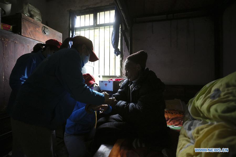 CHINA-CHONGQING-RURAL DOCTORS (CN)