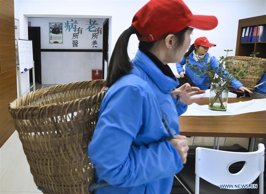 CHINA-CHONGQING-RURAL DOCTORS (CN)