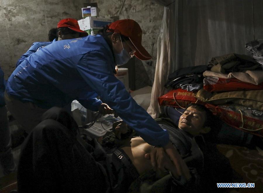 CHINA-CHONGQING-RURAL DOCTORS (CN)