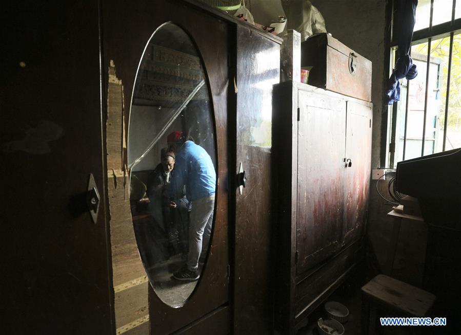 CHINA-CHONGQING-RURAL DOCTORS (CN)