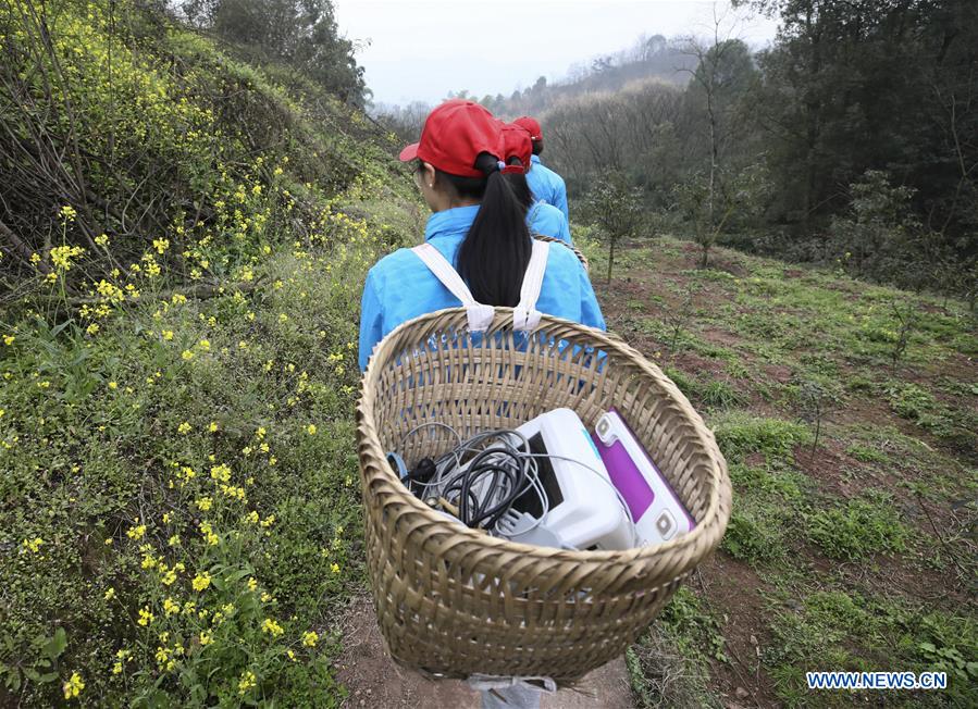 CHINA-CHONGQING-RURAL DOCTORS (CN)