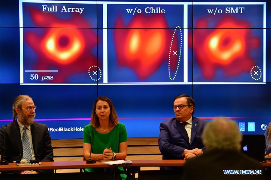 CHILE-SANTIAGO-BLACK HOLE-PRESS CONFERENCE