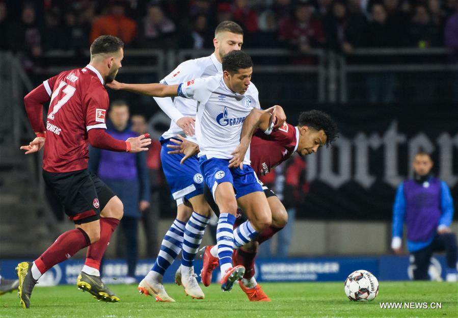 (SP)GERMANY-NUREMBERG-SOCCER-BUNDESLIGA-NUREMBERG VS SCHALKE 04