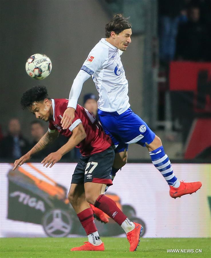 (SP)GERMANY-NUREMBERG-SOCCER-BUNDESLIGA-NUREMBERG VS SCHALKE 04