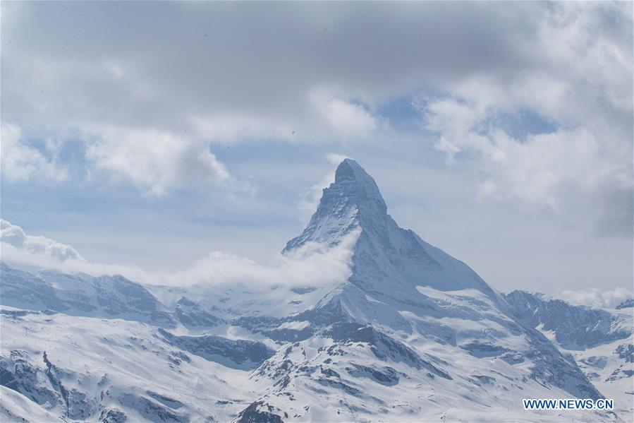 SWITZERLAND-ZERMATT-MATTERHORN