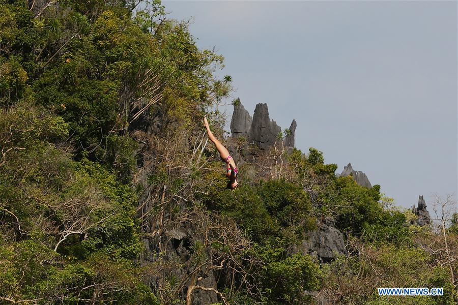 (SP)THE PHILIPPINES-PALAWAN PROVINCE-CLIFF DIVING WORLD SERIES