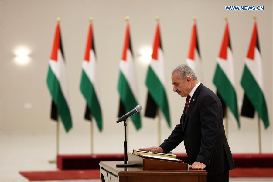MIDEAST-RAMALLAH-NEW PALESTINIAN GOVERNMENT-SWEARING IN
